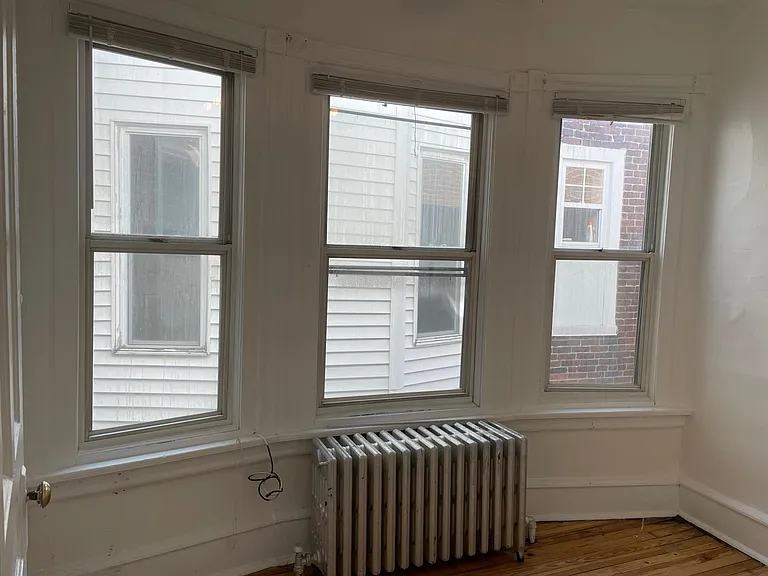 136 S 53rd St — Photo 15