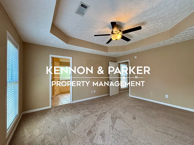 8028 Garrett Pines Dr — Photo 10