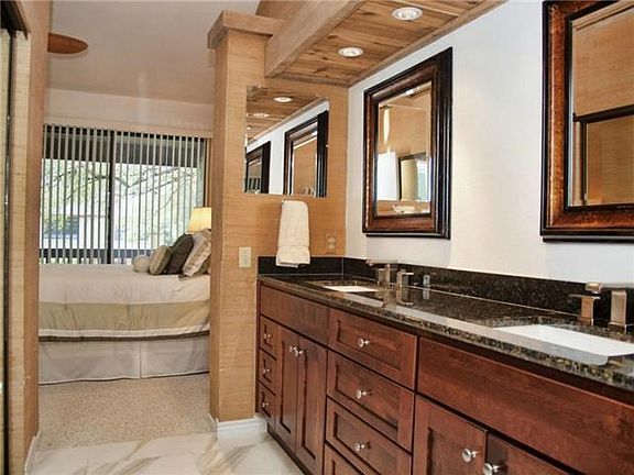 4th image of 7122 Wood Hollow Dr APT 10