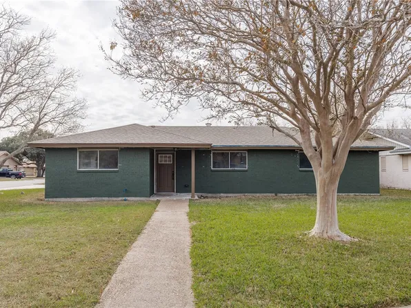102 Terlingua Drive, Portland, TX 78374