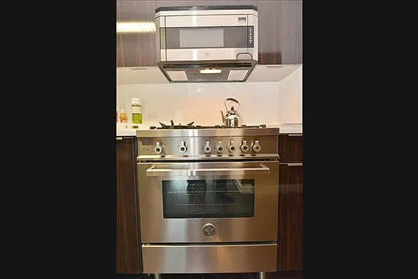 Rented by Addison Property Group | media 3