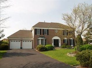 4607 Virginia Dr, Bethlehem, PA 18017