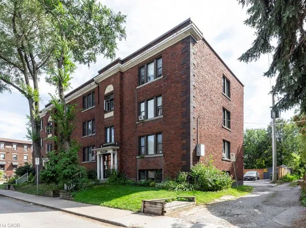 352 Hunter St E #1, Hamilton, ON L8N 1N8