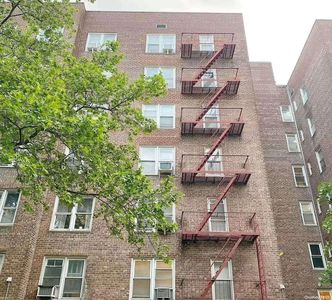 33-24 91st #5R, Jackson Heights, NY, 11372