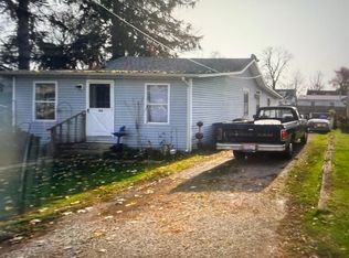 158 Central Ave, Buckeye Lake, OH 43008