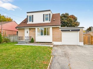421 E 36th St, Hamilton, ON L8V 4A3