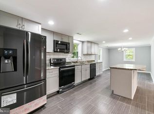 1801 Maple Ln, Accokeek, MD 20607