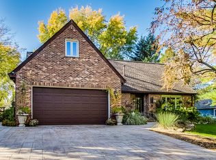 224 Perth Rd, Cary, IL 60013