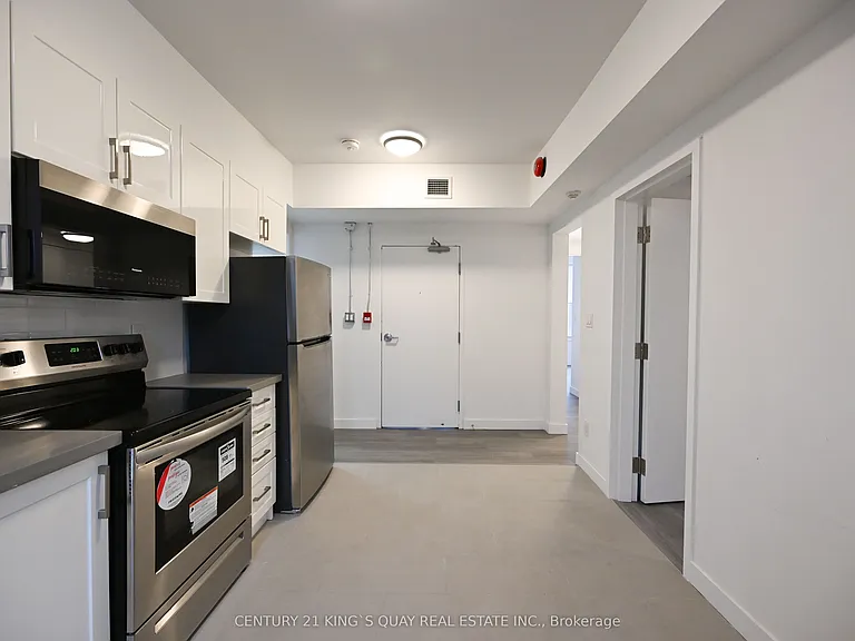 1A Leonard Ave #2 — Photo 5
