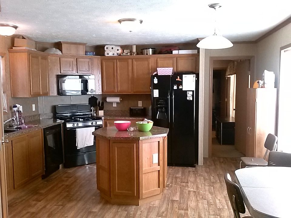 2nd image of 1325 27th St SE Lot 113