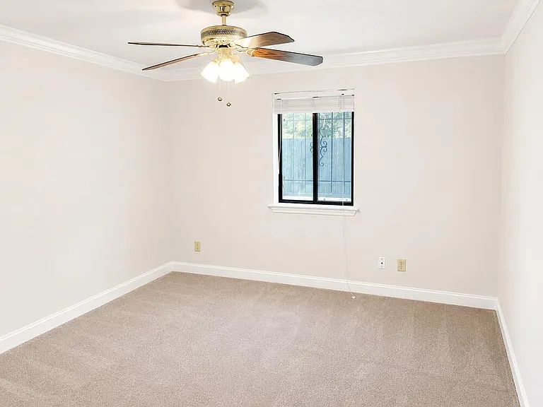 526 Heritage Pl — Photo 8