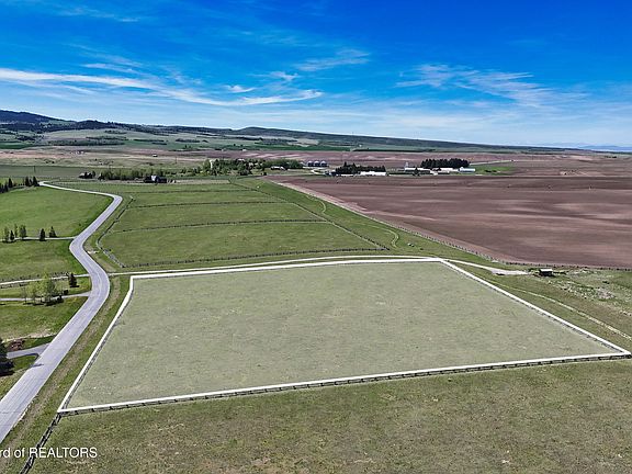 2nd image of 9170 River Rim Rnch