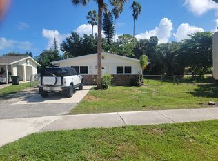 2651 NE Savannah Rd, Jensen Beach, FL 34957