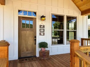 20 N Riverview Ln, Mountain View, AR 72560