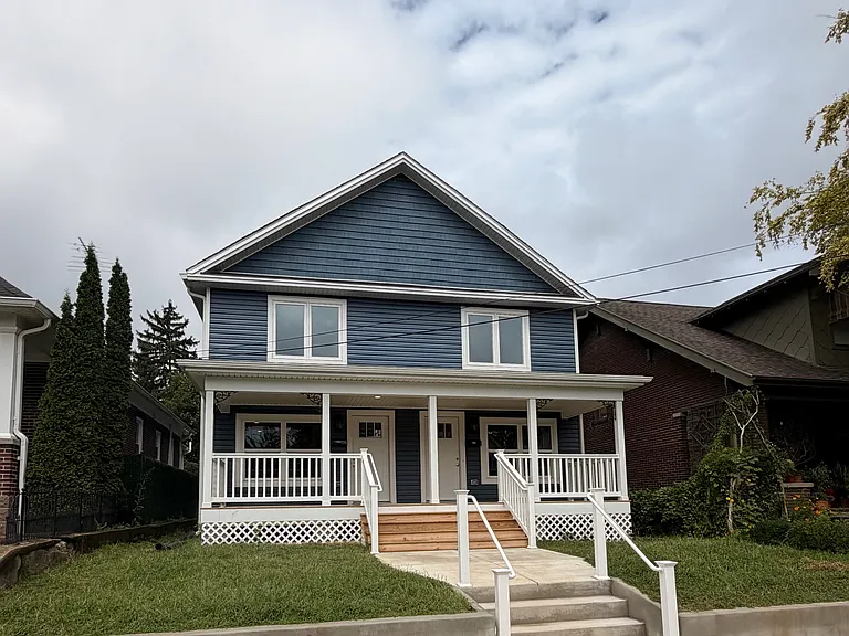 216 S Georgia Ave — Photo 2