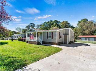 150 Brandenburg Dr, Statesville, NC 28677