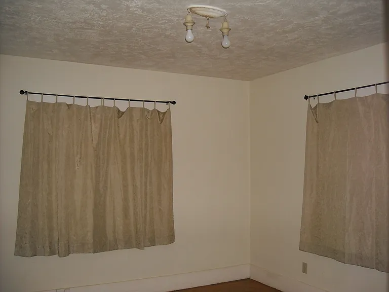 6335 N Mobile Ave — Photo 9