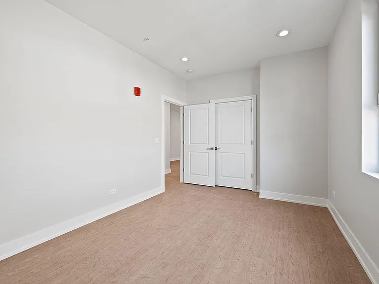 2211 Maple Ave #203 — Photo 25