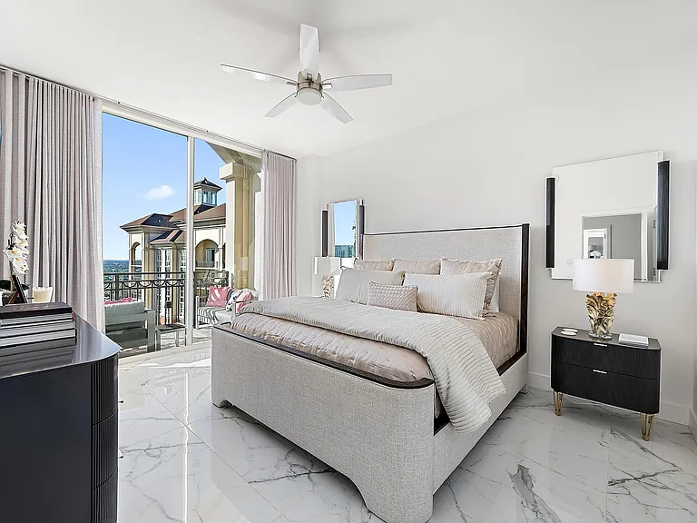 550 Okeechobee Blvd #UPH-03 — Photo 10