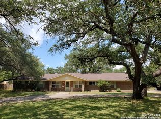 127 Deer Run St, Pleasanton, TX 78064