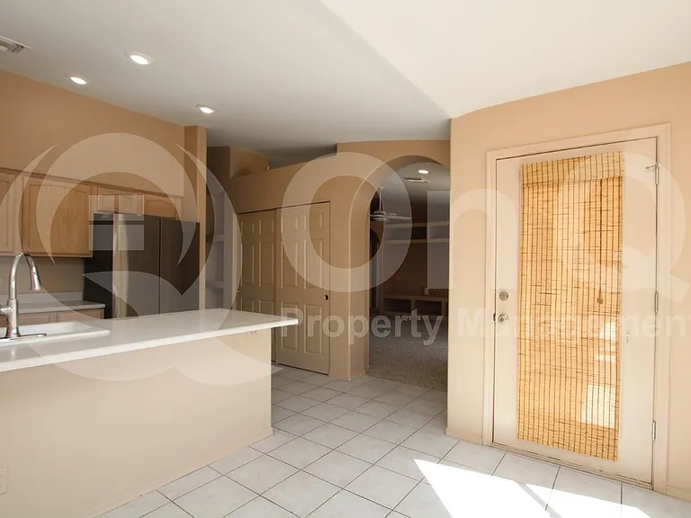 16805 E Glenbrook Blvd — Photo 3