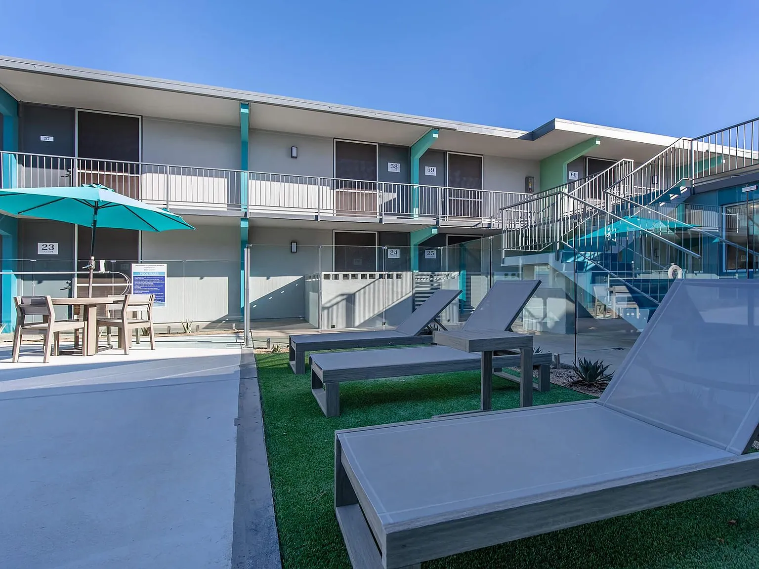 La Cima Apartments — Photo 2