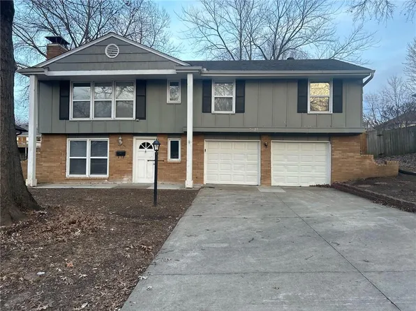 7421 Hardy Ave, Raytown, MO 64133