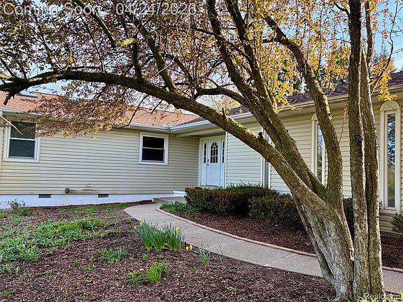 3rd image of 7828 Fosdick Rd