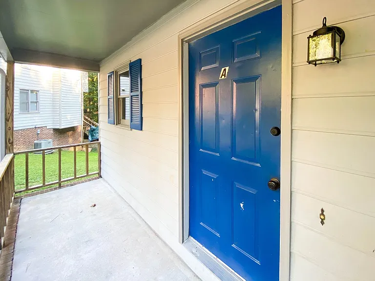 5645 Thea Ln — Photo 17