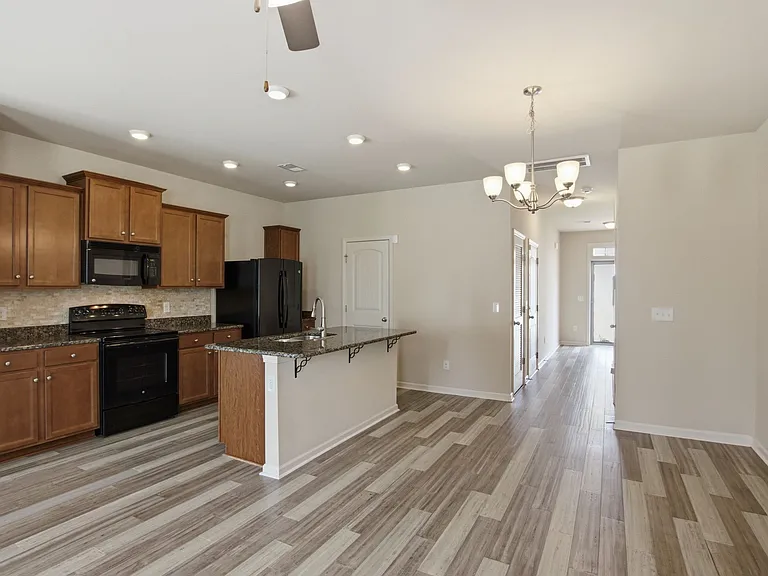 4007 Cannonsgate Ln — Photo 13