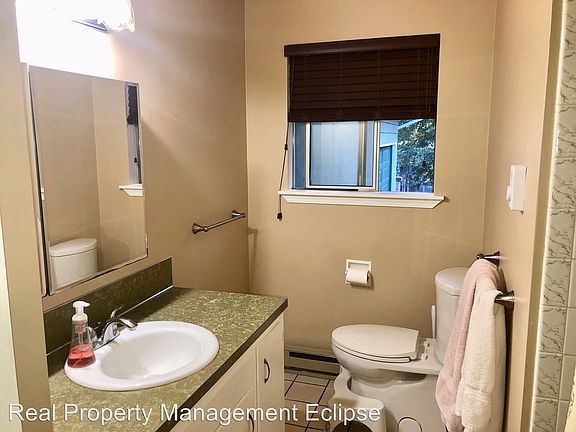 5th image of 4020 188th St SW