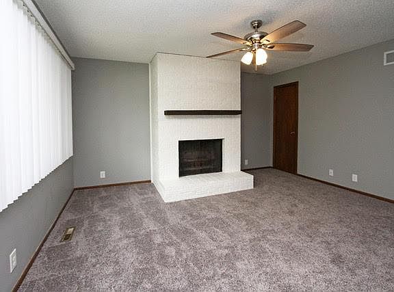 2nd image of 3800 Sweetbriar Ln