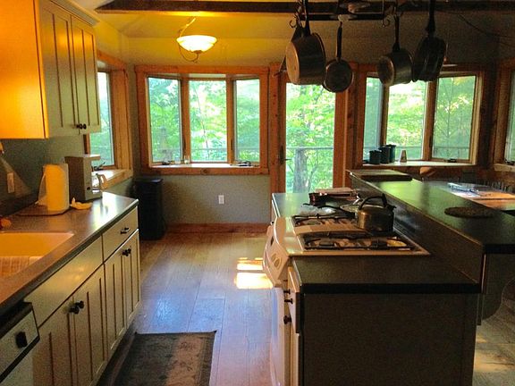 4th image of 47 Burks Cabin Ln