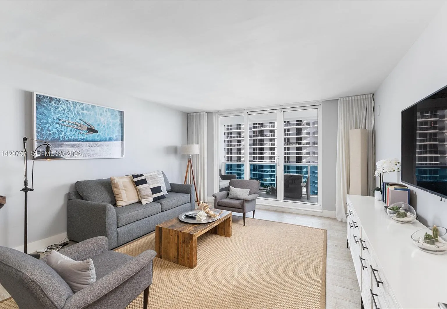 2399 Collins Avenue — Photo 1