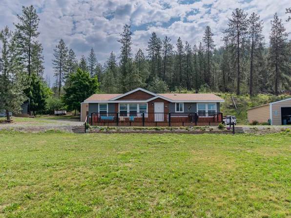 1297 Peachcrest Rd, Kettle Falls, WA 99141