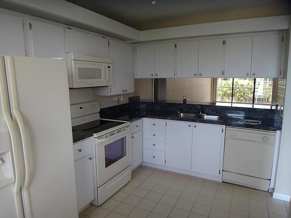 4th image of 2701 Village Blvd APT 402