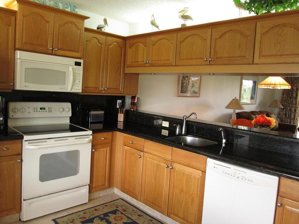 1st image of 275 Palm Ave APT A204