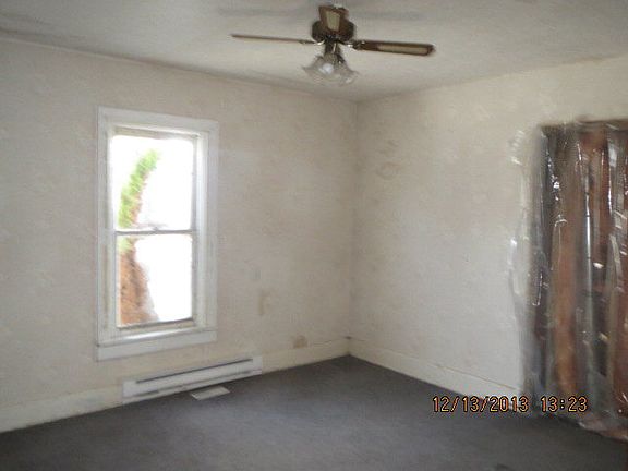5th image of 350 S Warpole St