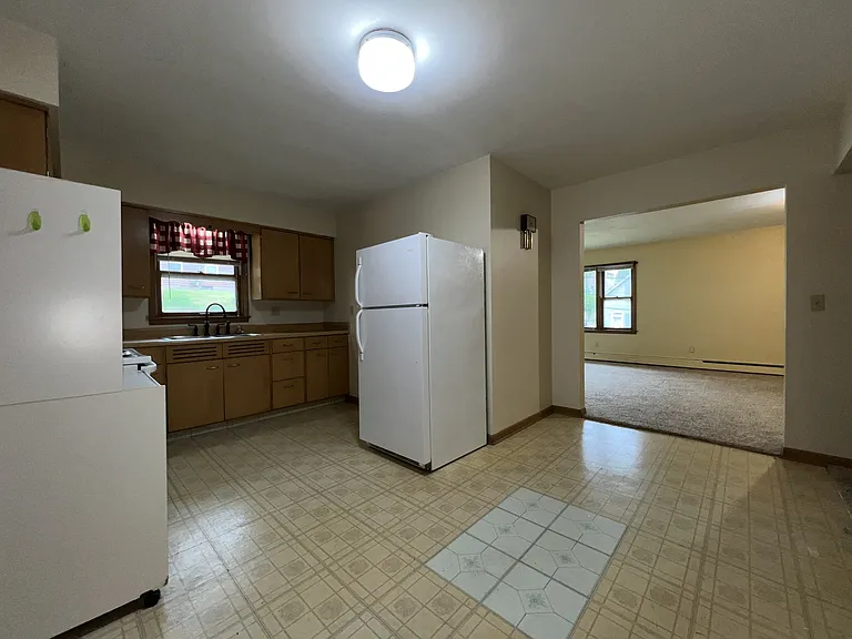 2296 Woodworth St — Photo 16
