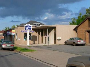 2200 Broadway St, Paducah, KY 42001