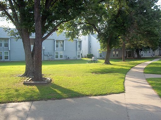 2nd image of 734 Plaza Dr APT F