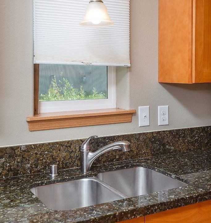 1st image of 2860 N Garnet Ln