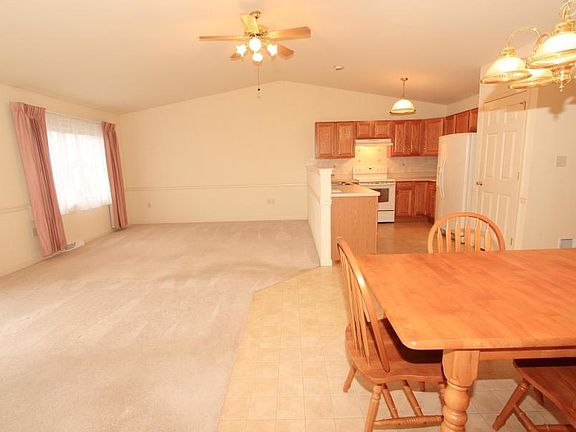 Living & Dining Areas