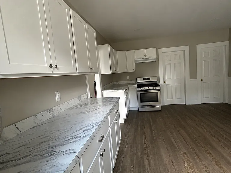 63 George St #2 — Photo 2