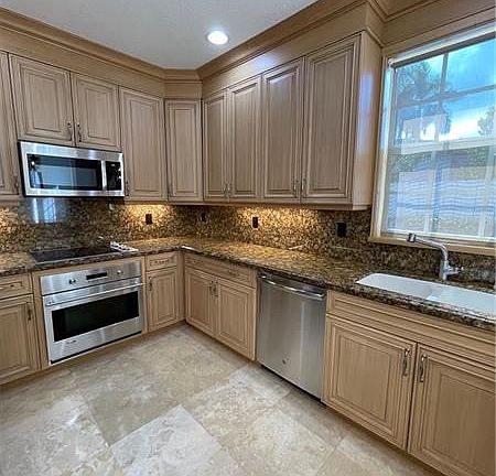 2nd image of 3861 22nd Way Townhouse #3869
