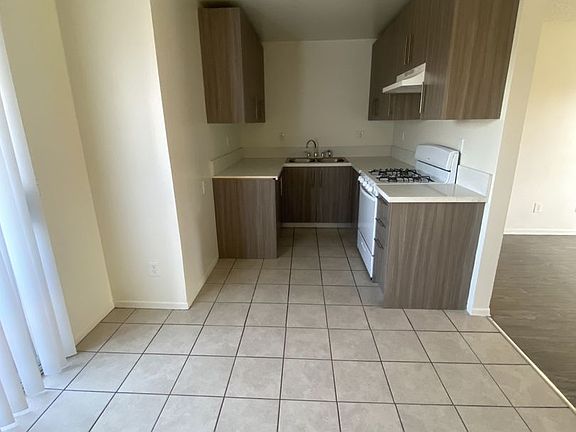 3rd image of 7756 Laurel Canyon Blvd APT 6