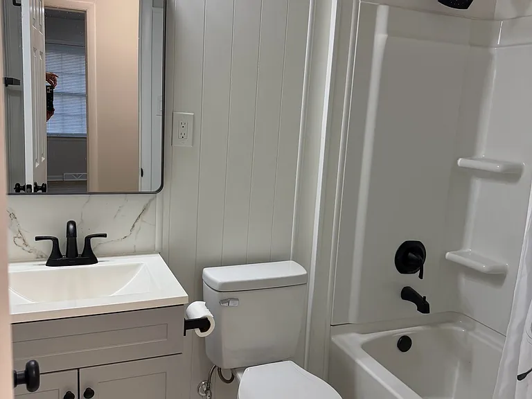 241 Kenmore Dr — Photo 14