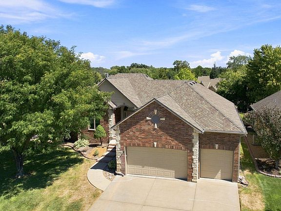 2nd image of 11809 W Alderny Ct