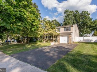 5816 Tibby Rd, Bensalem, PA 19020