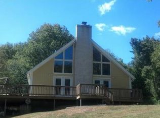 26 Miscoe Rd, Mendon, MA 01756